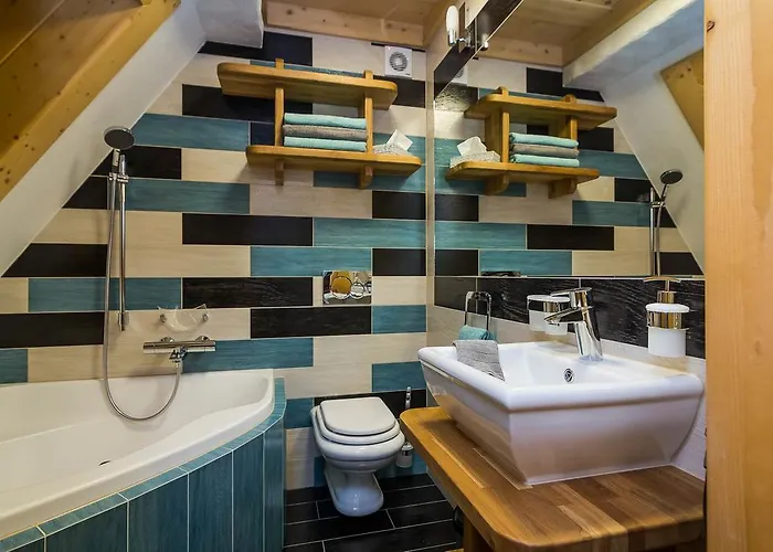 ريزيدينتا نا شوموشكوفي * زاكوباني